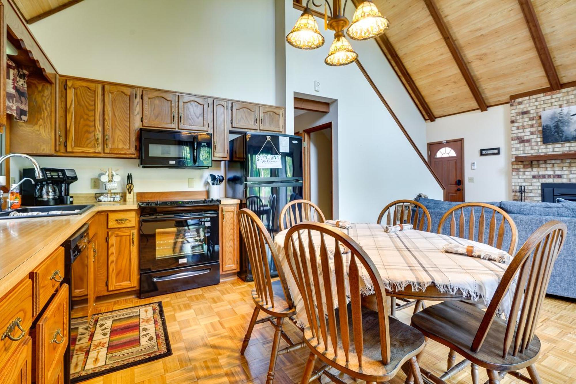Howard Cabin Rental About 3 Mi To Apple Valley Lake! Mount Vernon Zewnętrze zdjęcie